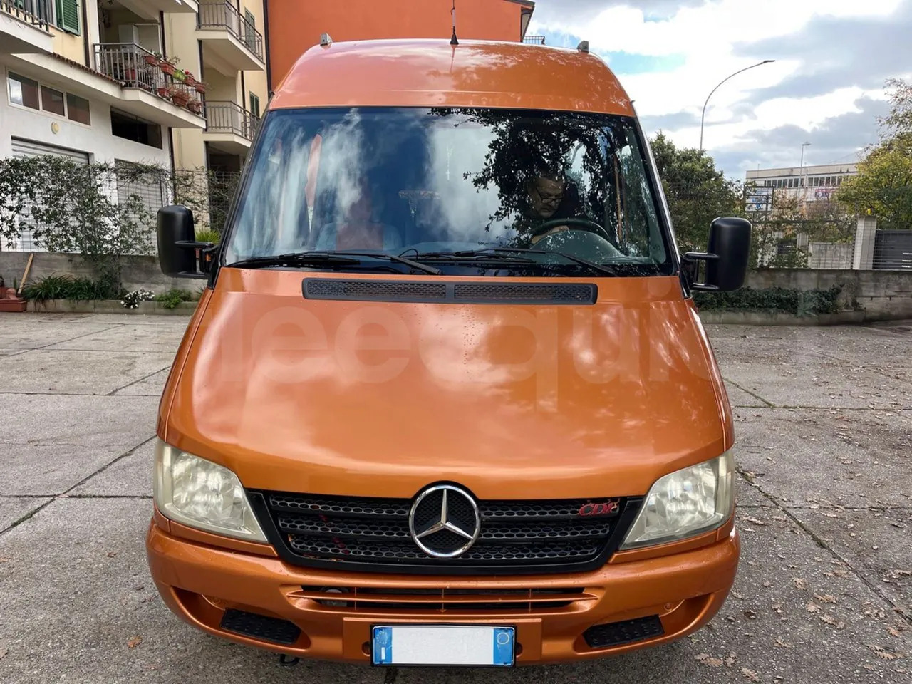 Mercedes-Benz Sprinter - Xe bus mini, Xe van chở khách: hình 2 Mercedes-Benz Sprinter - Xe bus mini, Xe van chở khách: hình 2