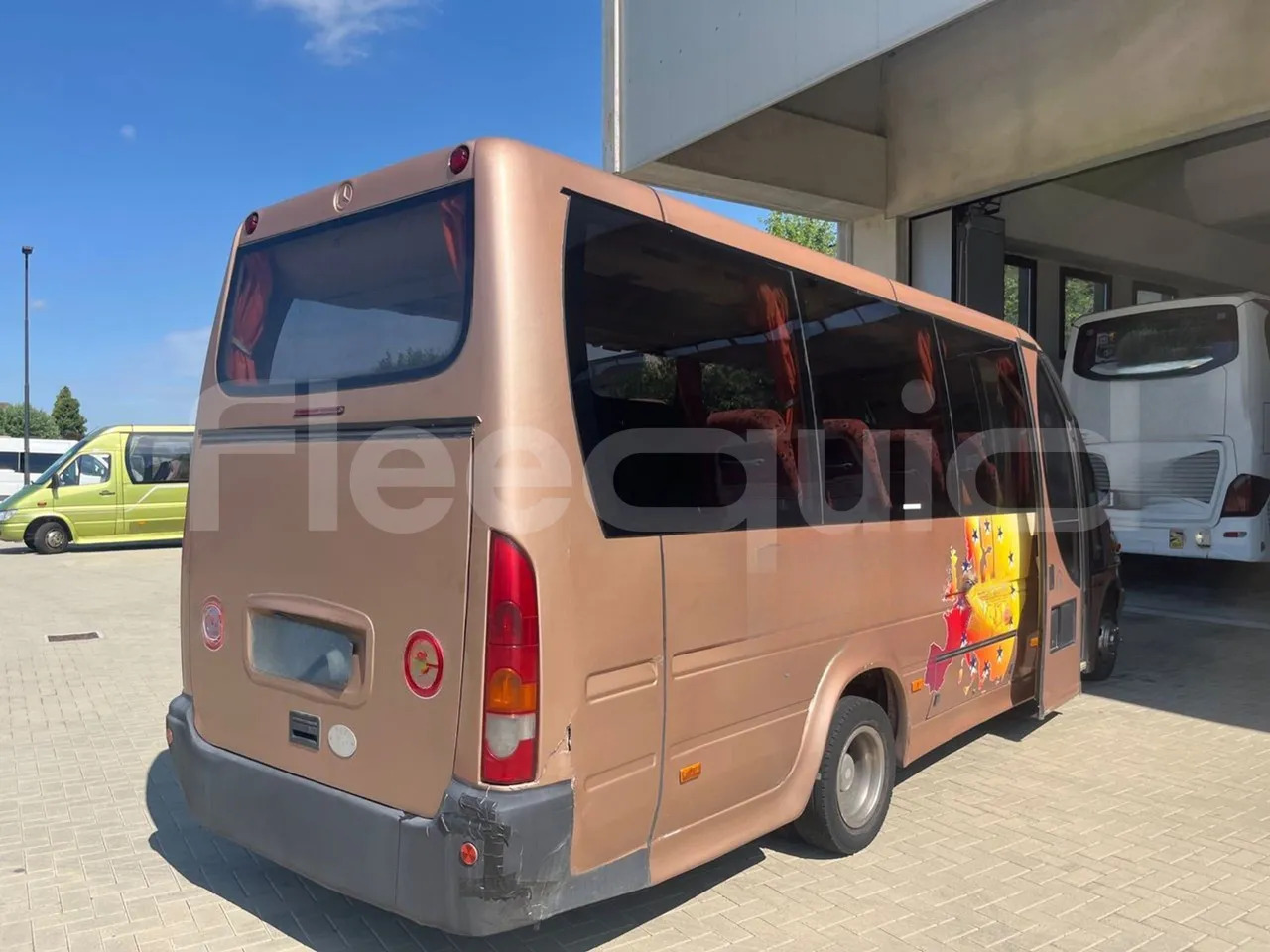 Mercedes-Benz Sprinter - Xe bus mini, Xe van chở khách: hình 5 Mercedes-Benz Sprinter - Xe bus mini, Xe van chở khách: hình 5