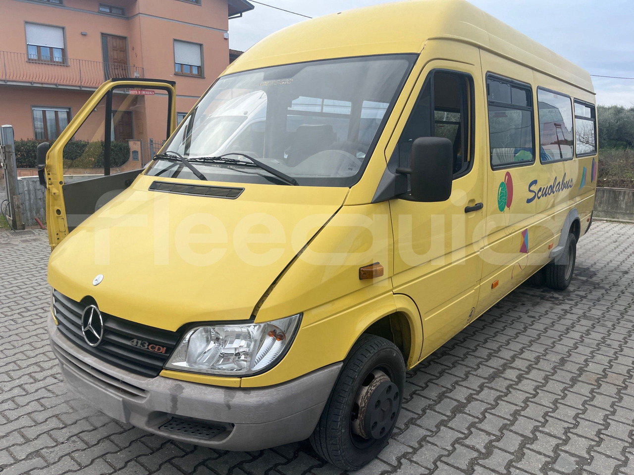 Mercedes-Benz Sprinter - Xe buýt trường học: hình 4 Mercedes-Benz Sprinter - Xe buýt trường học: hình 4