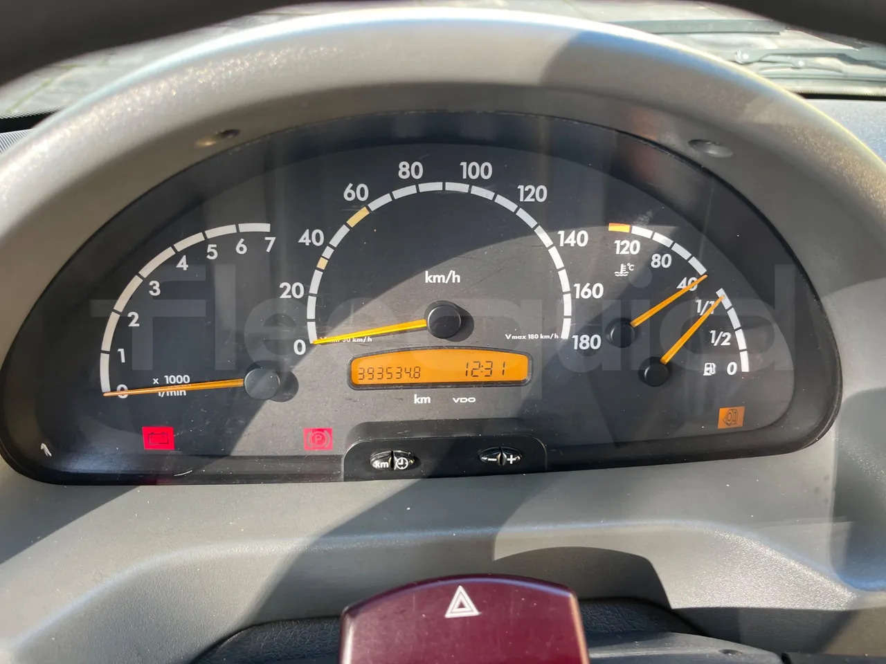 Mercedes-Benz Sprinter - Xe bus mini, Xe van chở khách: hình 3 Mercedes-Benz Sprinter - Xe bus mini, Xe van chở khách: hình 3