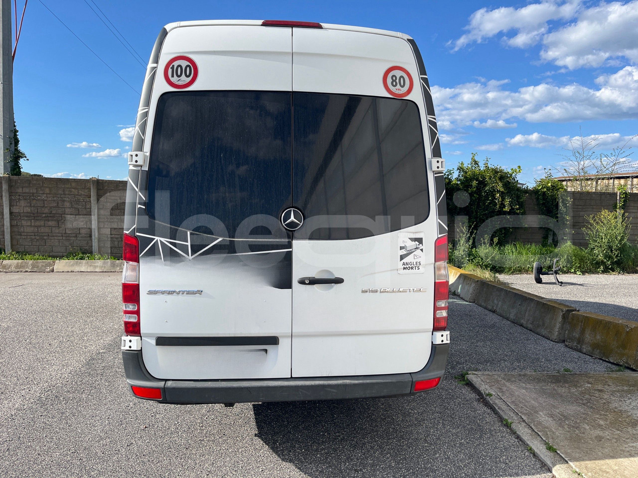 Mercedes-Benz Sprinter - Xe bus mini, Xe van chở khách: hình 5 Mercedes-Benz Sprinter - Xe bus mini, Xe van chở khách: hình 5