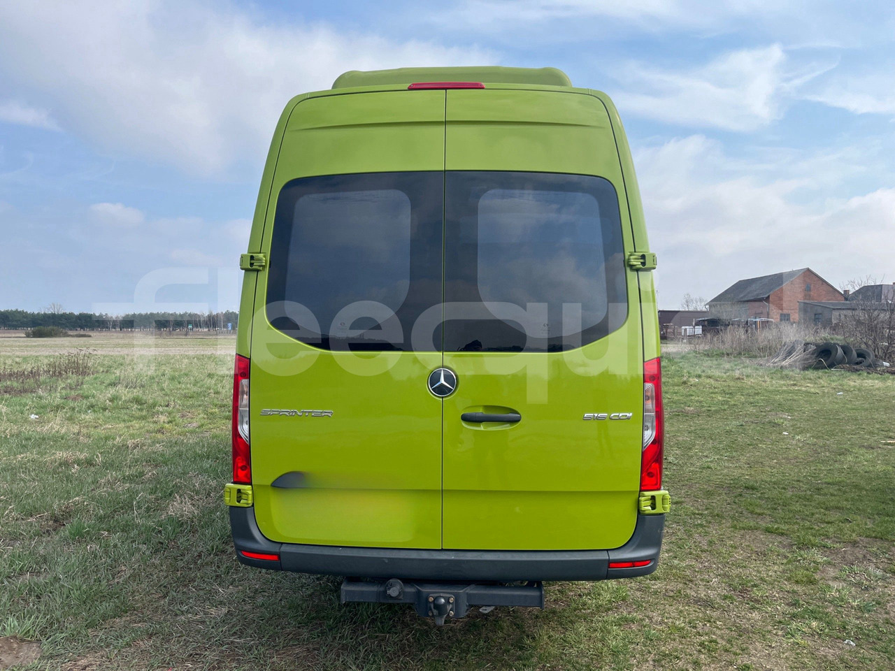 Mercedes-Benz Sprinter - Xe bus mini, Xe van chở khách: hình 5 Mercedes-Benz Sprinter - Xe bus mini, Xe van chở khách: hình 5