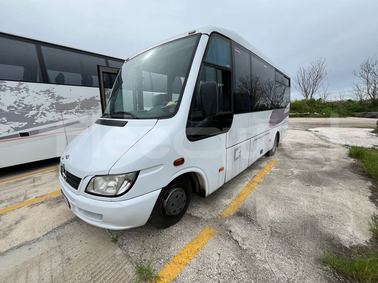 Mercedes-Benz Sprinter - Xe bus mini, Xe van chở khách: hình 3 Mercedes-Benz Sprinter - Xe bus mini, Xe van chở khách: hình 3