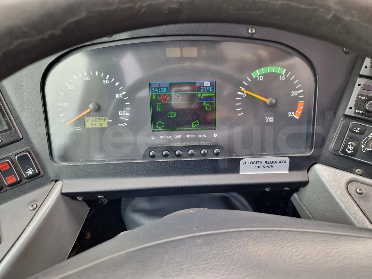 Mercedes-Benz Tourismo - Xe đò: hình 3 Mercedes-Benz Tourismo - Xe đò: hình 3