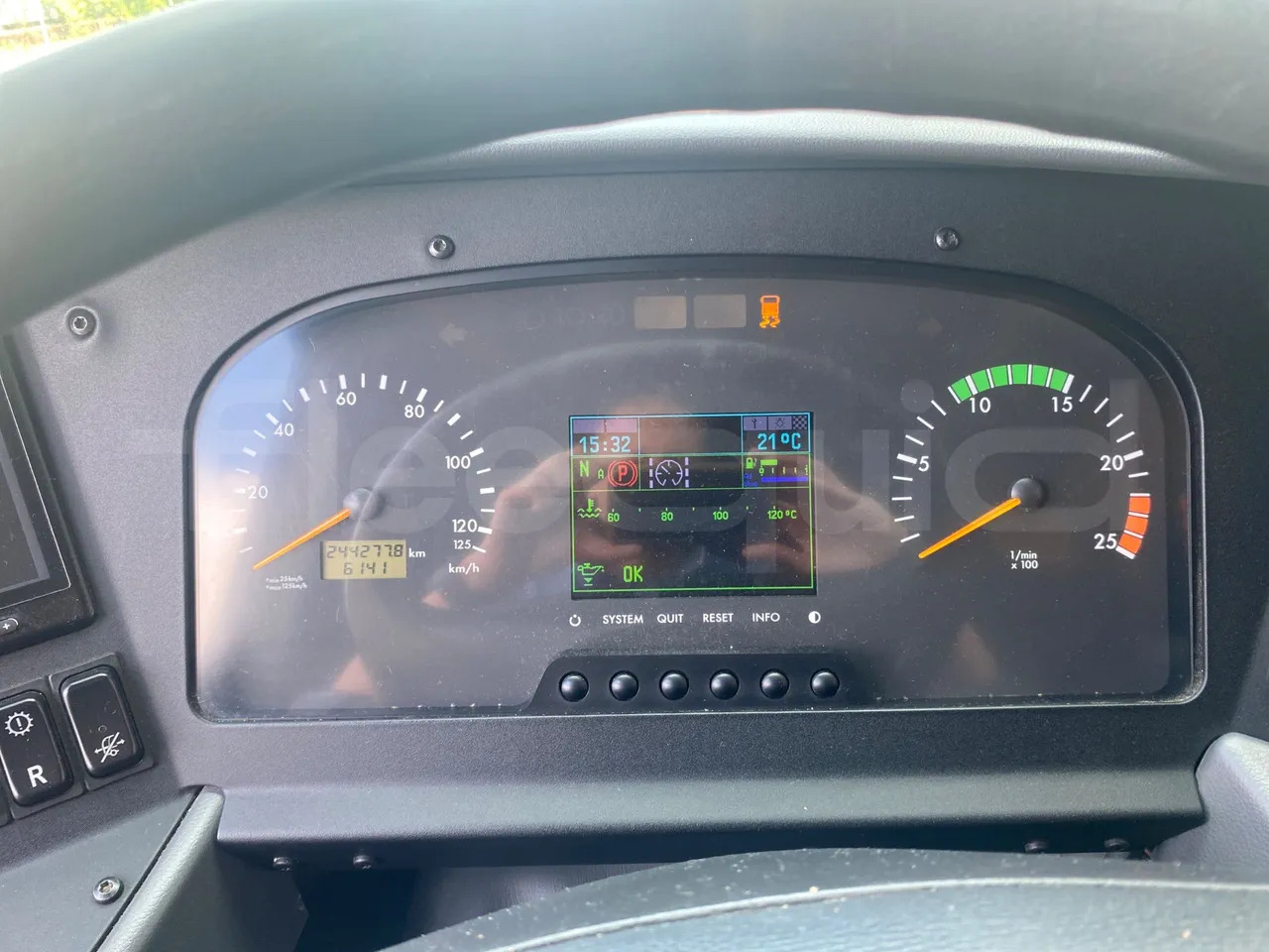 Mercedes-Benz Tourismo - Xe đò: hình 3 Mercedes-Benz Tourismo - Xe đò: hình 3