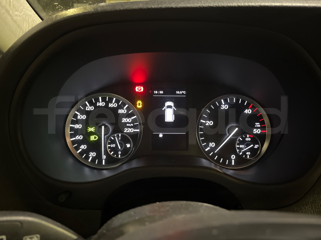 Mercedes-Benz Vito Tourer - Xe đò: hình 3 Mercedes-Benz Vito Tourer - Xe đò: hình 3