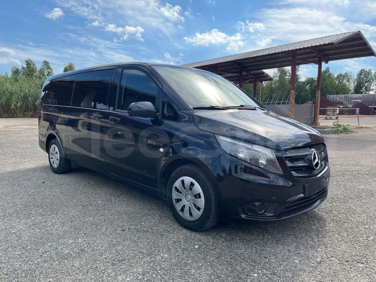 Mercedes-Benz Vito Tourer - Xe bus ngoại ô: hình 1 Mercedes-Benz Vito Tourer - Xe bus ngoại ô: hình 1