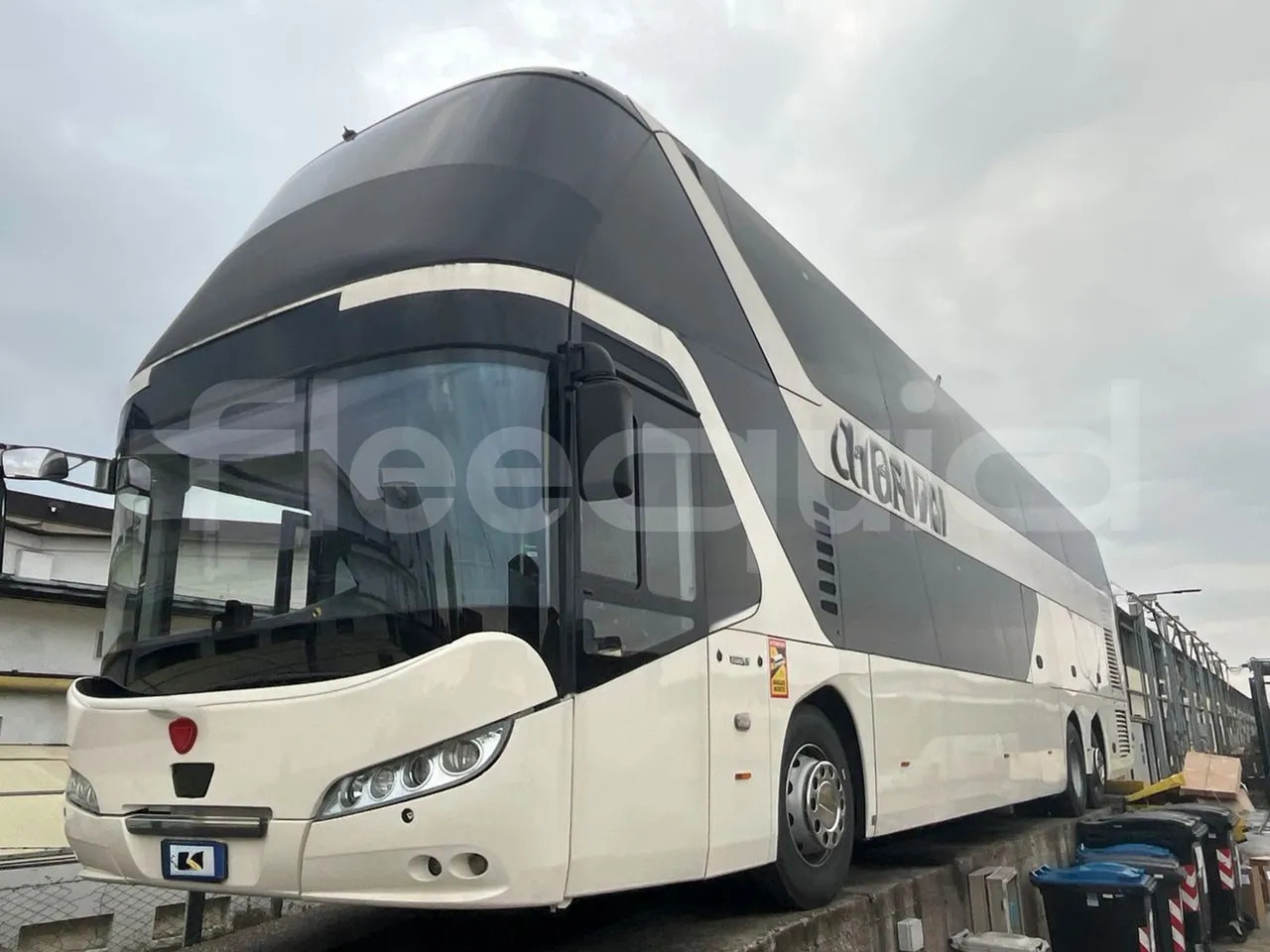 Neoplan Skyliner - Xe bus hai tầng: hình 4 Neoplan Skyliner - Xe bus hai tầng: hình 4