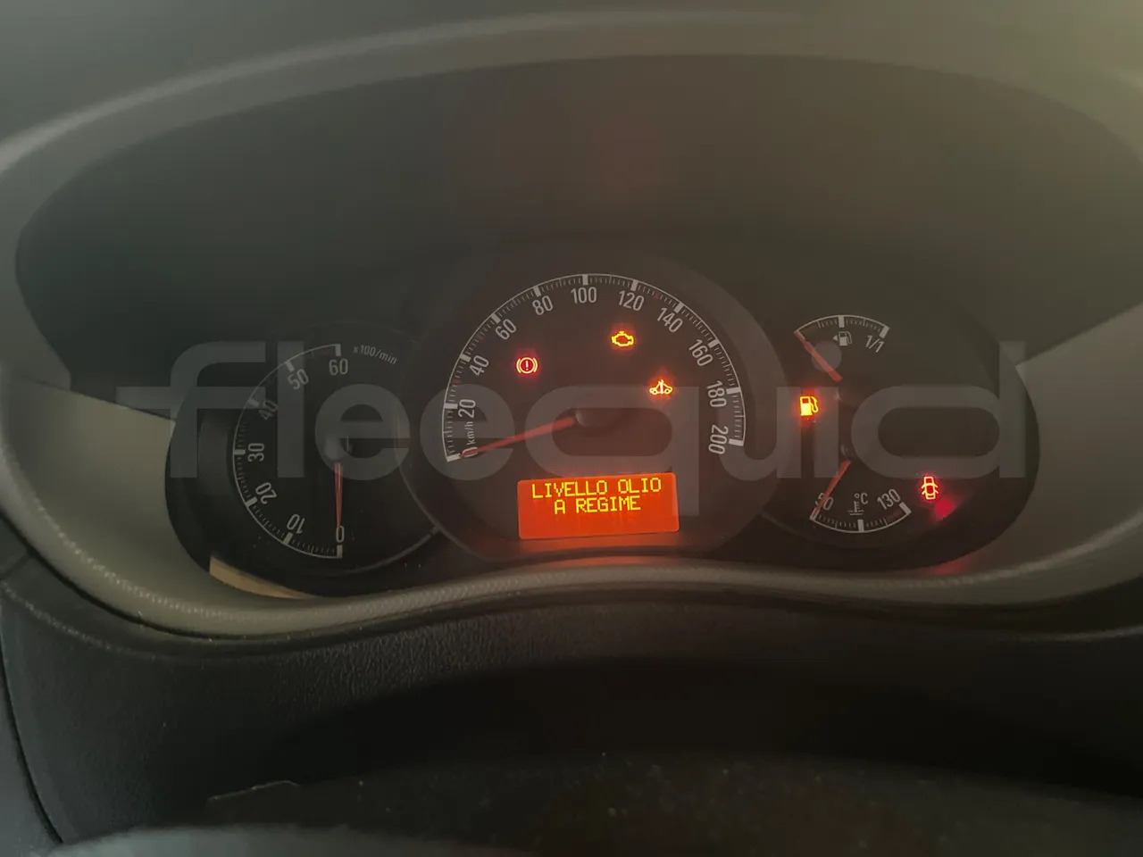 Opel Movano - Xe bus ngoại ô: hình 2 Opel Movano - Xe bus ngoại ô: hình 2