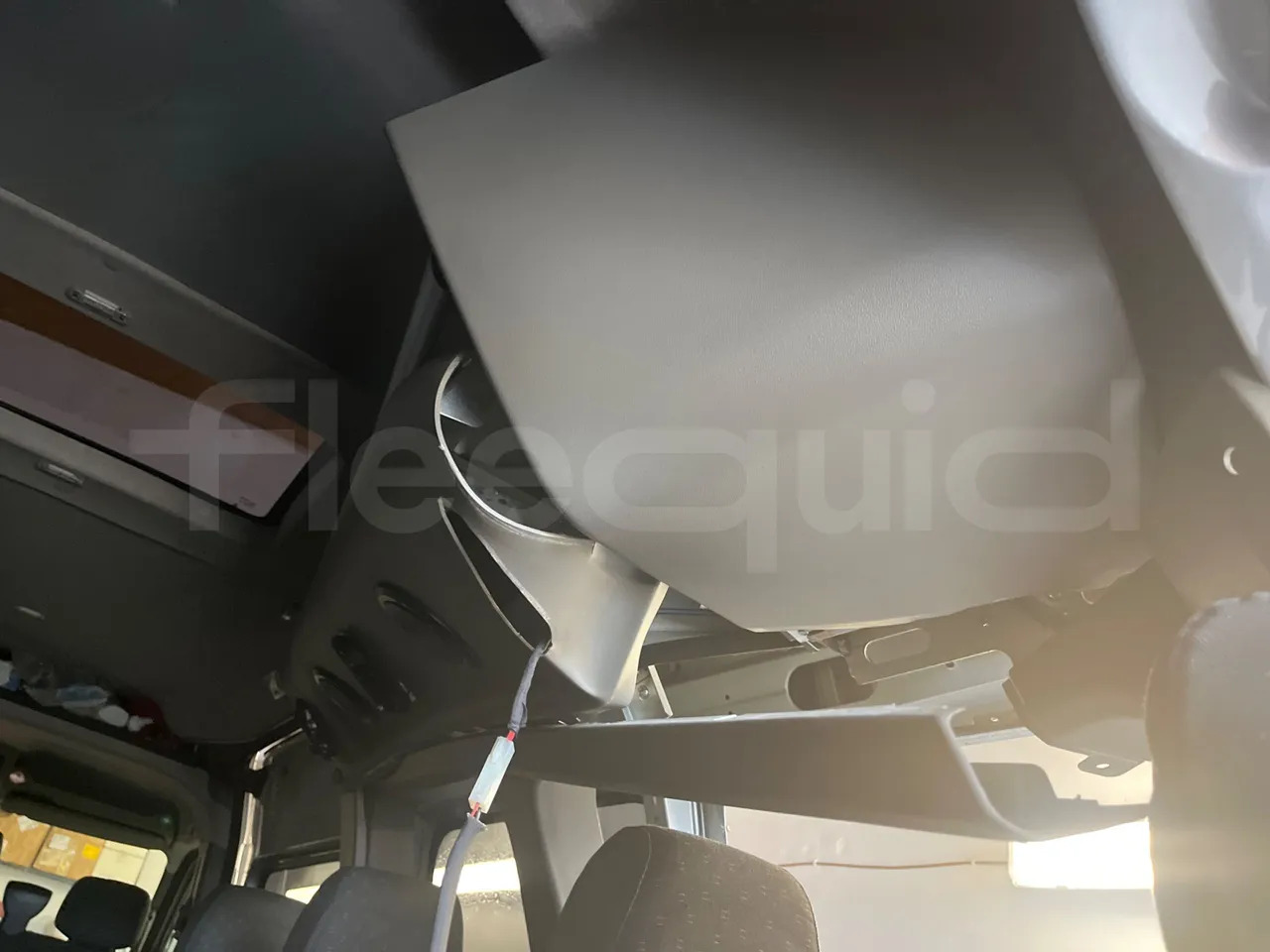 Xe bus mini, Xe van chở khách Opel Movano: hình 17 Xe bus mini, Xe van chở khách Opel Movano: hình 17