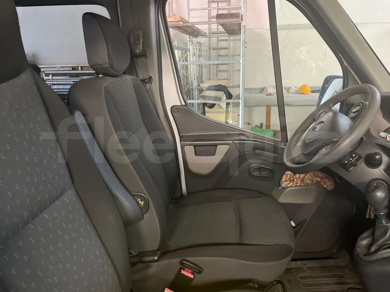 Xe bus mini, Xe van chở khách Opel Movano: hình 10 Xe bus mini, Xe van chở khách Opel Movano: hình 10