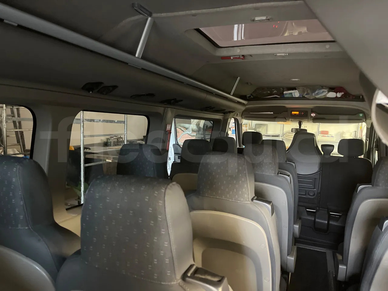 Xe bus mini, Xe van chở khách Opel Movano: hình 18 Xe bus mini, Xe van chở khách Opel Movano: hình 18