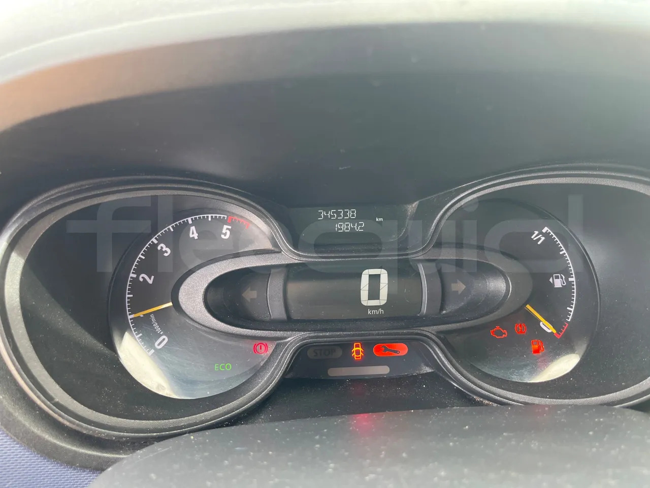 Opel Vivaro - B - Xe bus ngoại ô: hình 3 Opel Vivaro - B - Xe bus ngoại ô: hình 3