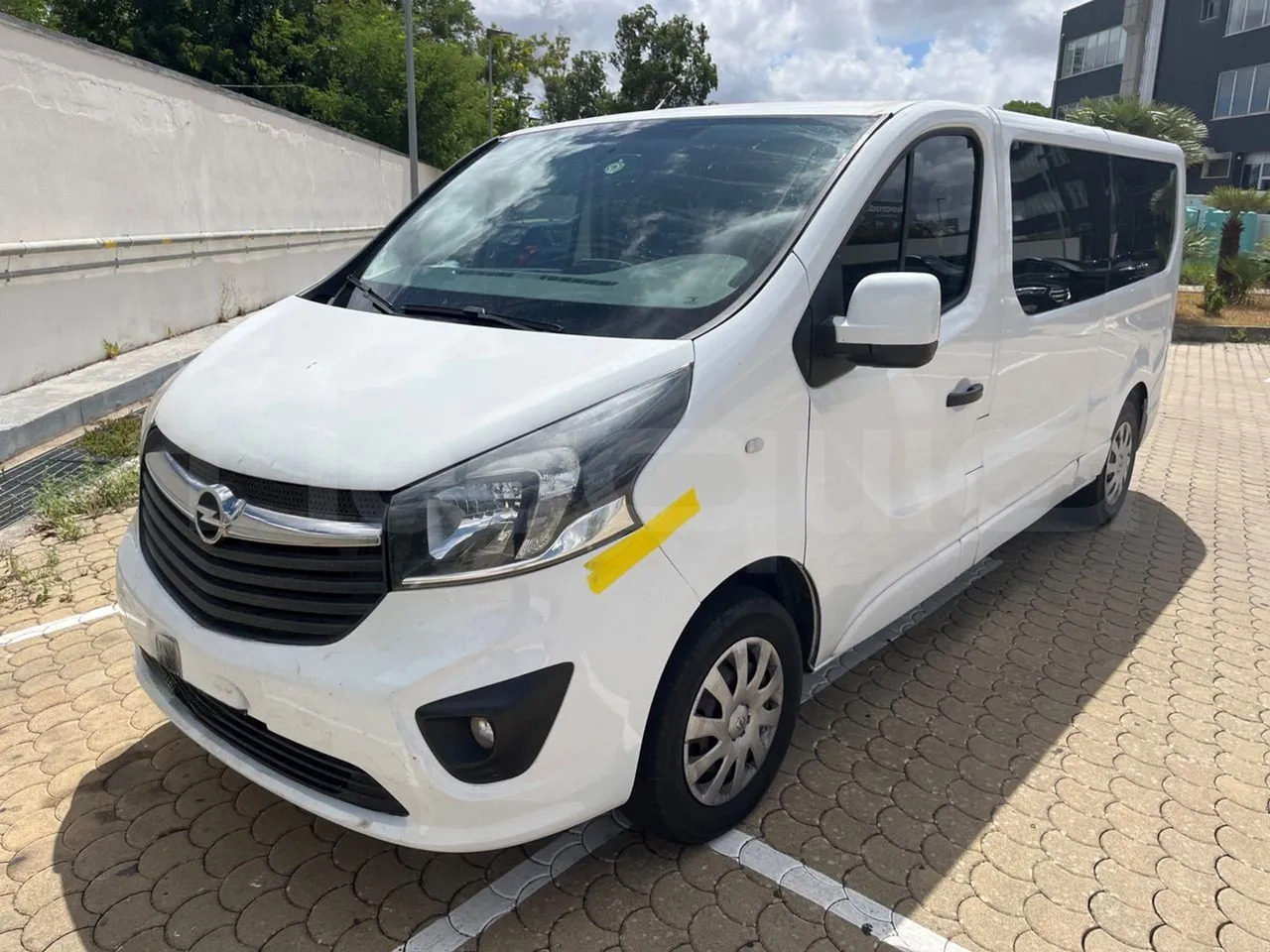 Opel Vivaro - B - Xe bus ngoại ô: hình 4 Opel Vivaro - B - Xe bus ngoại ô: hình 4
