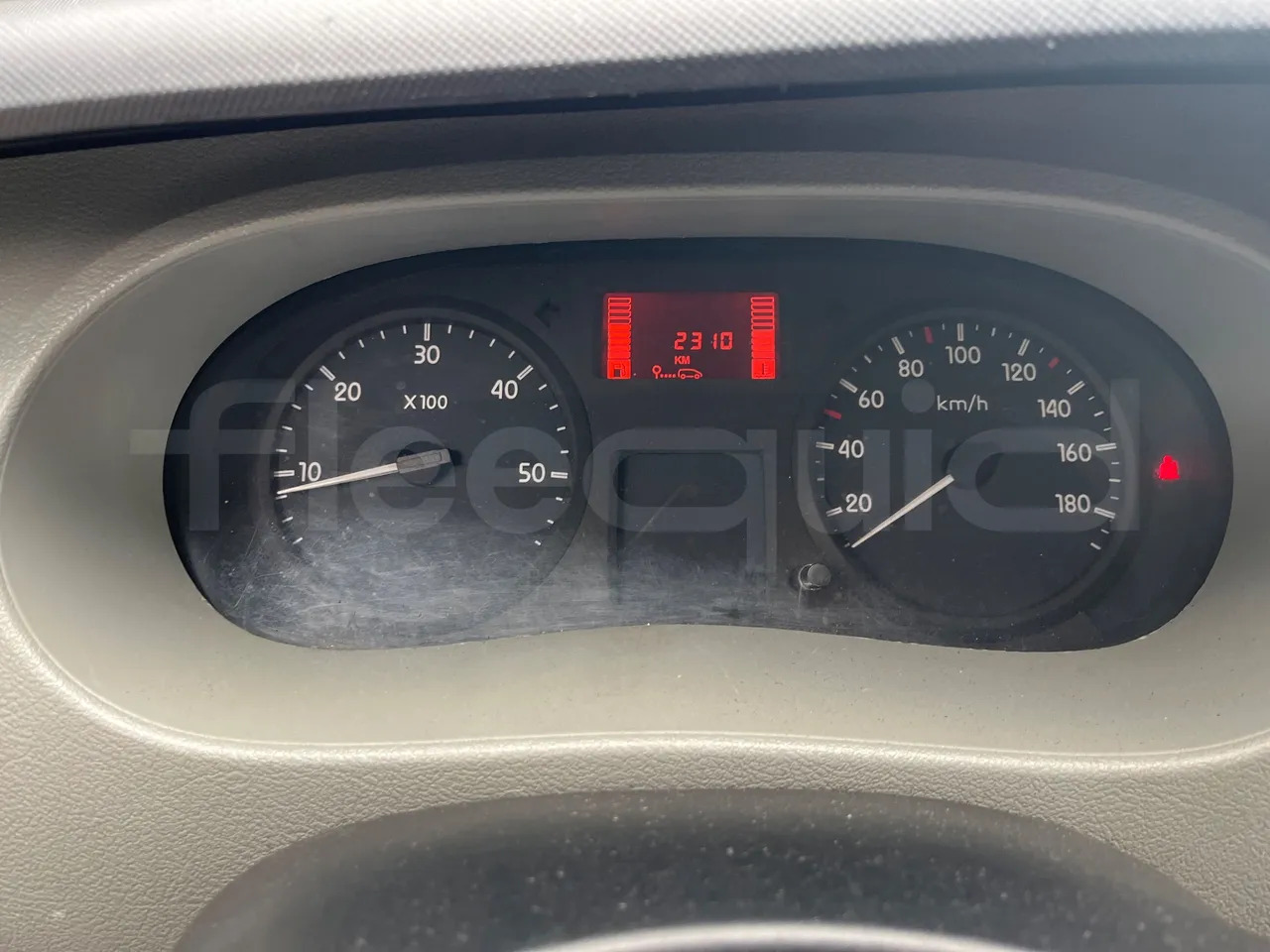 Renault Master - Xe bus mini, Xe van chở khách: hình 3 Renault Master - Xe bus mini, Xe van chở khách: hình 3