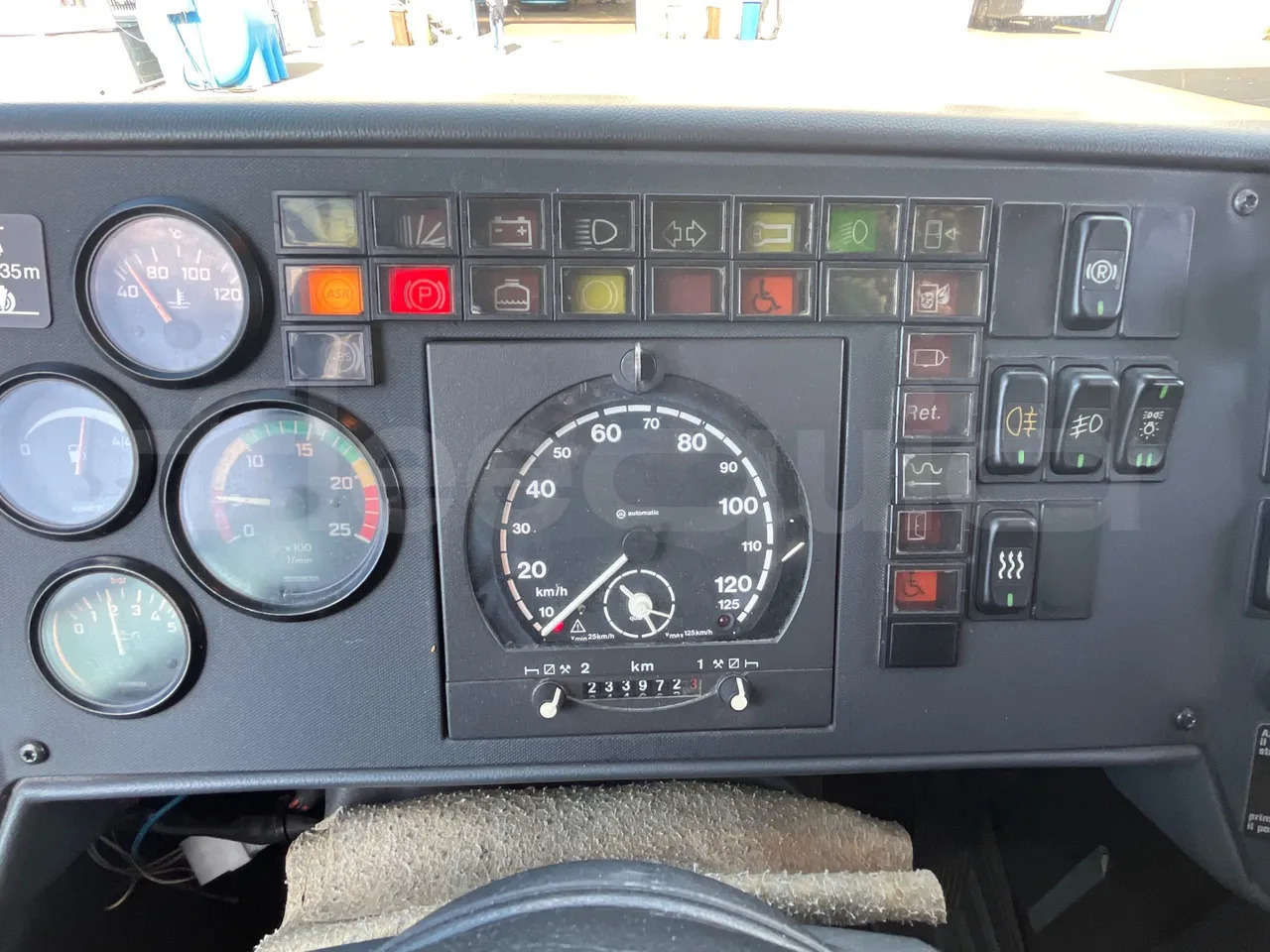 Setra S313 - Xe bus ngoại ô: hình 3 Setra S313 - Xe bus ngoại ô: hình 3