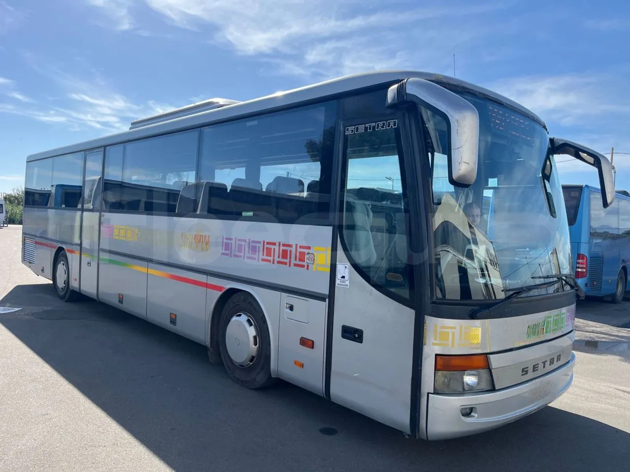 Setra S315 - Xe bus ngoại ô: hình 1 Setra S315 - Xe bus ngoại ô: hình 1