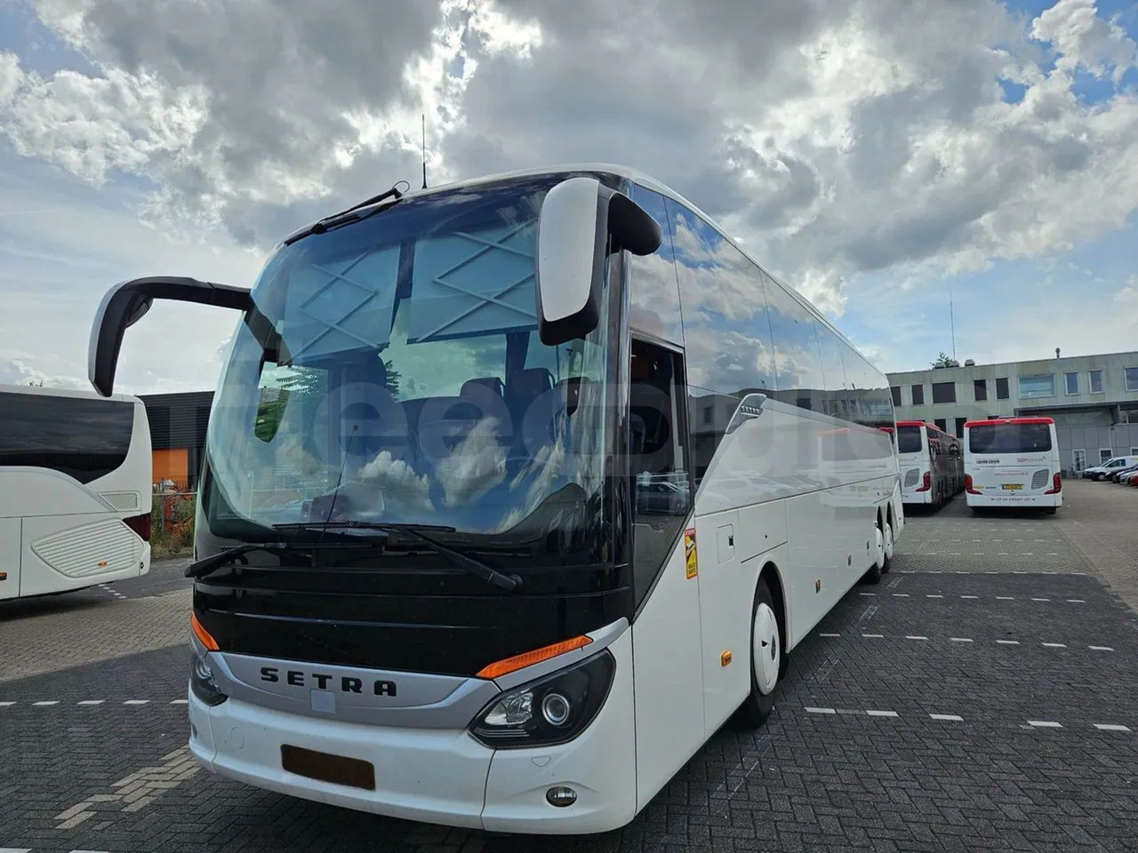 Setra S517 - Xe đò: hình 4 Setra S517 - Xe đò: hình 4