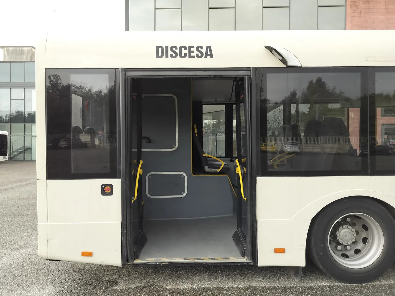 Xe bus đô thị Solaris Urbino: hình 15 Xe bus đô thị Solaris Urbino: hình 15