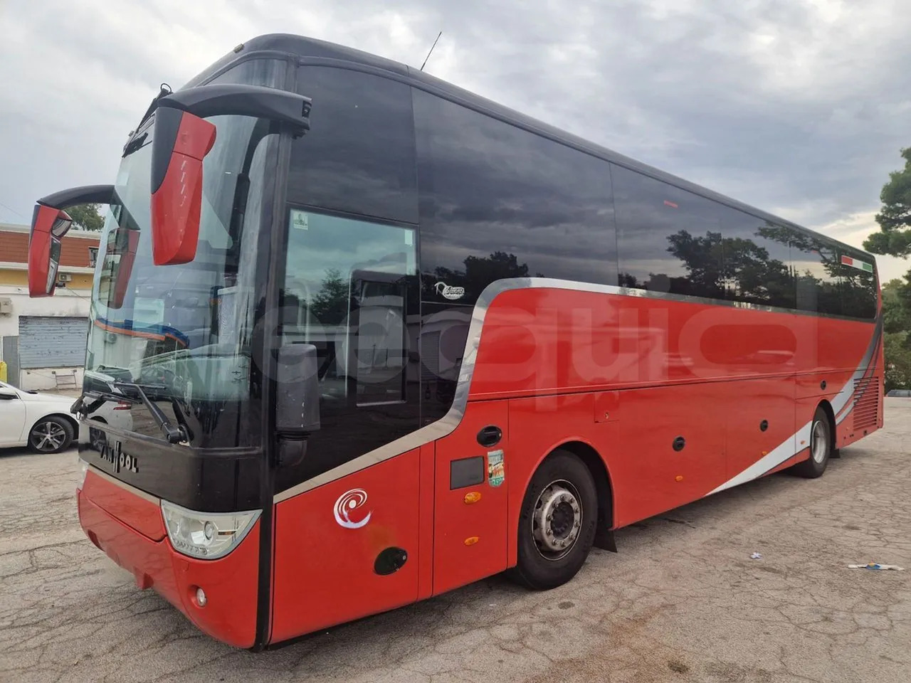 Van Hool Acron - Xe đò: hình 4 Van Hool Acron - Xe đò: hình 4