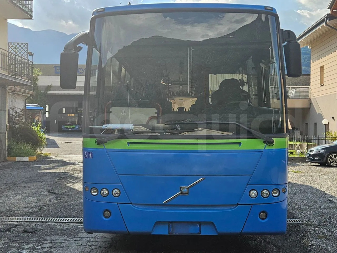 Volvo 8700B12B - Xe bus ngoại ô: hình 2 Volvo 8700B12B - Xe bus ngoại ô: hình 2