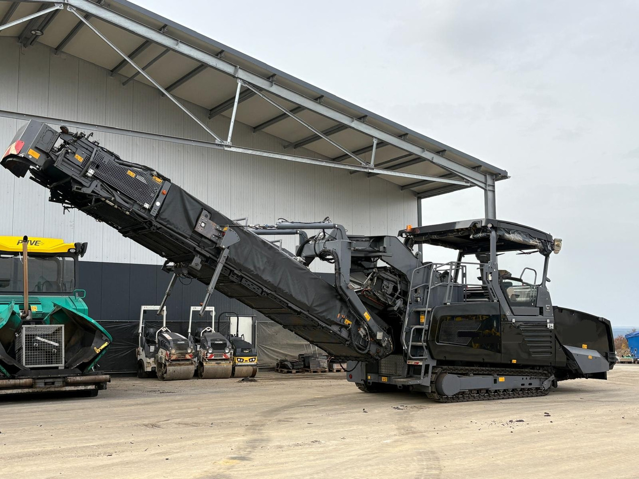 VÖGELE MT 3000-3i OFFSET - Máy lát nhựa đường: hình 1 VÖGELE MT 3000-3i OFFSET - Máy lát nhựa đường: hình 1