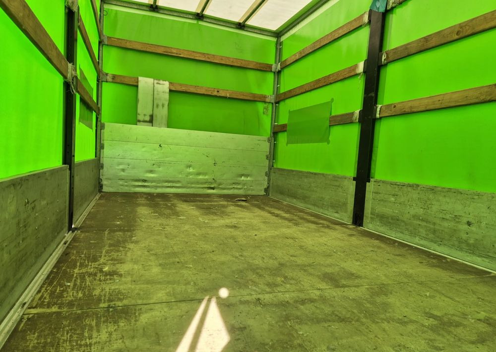 Fiat Ducato 2.3 130KM Maxi Plandeka - Xe tải nhỏ phẳng: hình 4 Fiat Ducato 2.3 130KM Maxi Plandeka - Xe tải nhỏ phẳng: hình 4