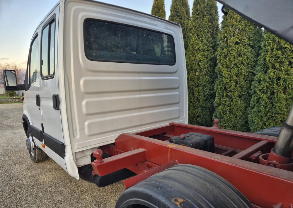 Iveco 35C11 2.8 110KM Zwykła Pompa Brygadówka - Xe ben nhỏ: hình 4 Iveco 35C11 2.8 110KM Zwykła Pompa Brygadówka - Xe ben nhỏ: hình 4