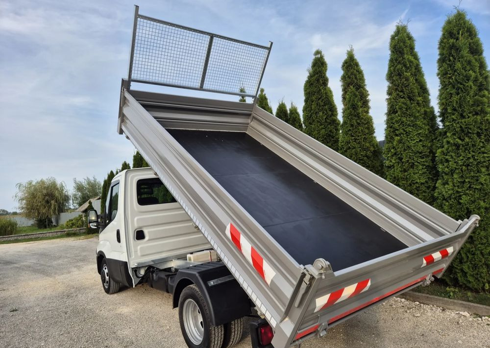 Iveco 35C15 3.0 - Xe ben nhỏ: hình 3 Iveco 35C15 3.0 - Xe ben nhỏ: hình 3