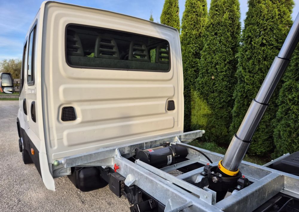 Iveco 35C16 35C15 160KM Brygadówka - Xe ben nhỏ: hình 4 Iveco 35C16 35C15 160KM Brygadówka - Xe ben nhỏ: hình 4