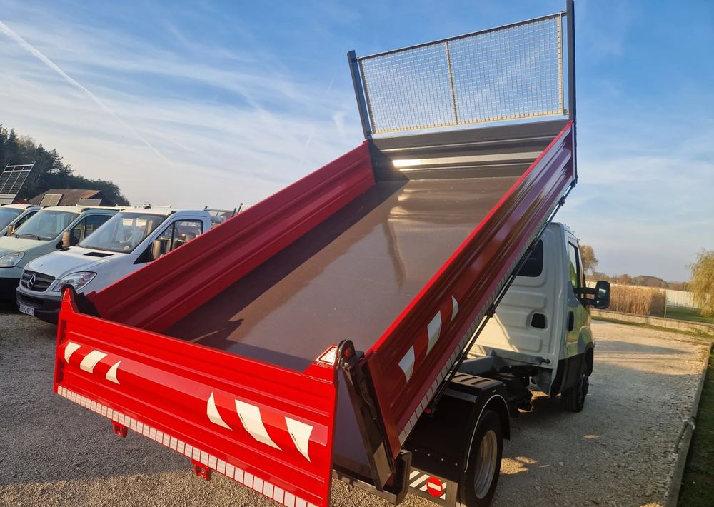 Iveco 35c15 3.0 - Xe ben nhỏ: hình 4 Iveco 35c15 3.0 - Xe ben nhỏ: hình 4