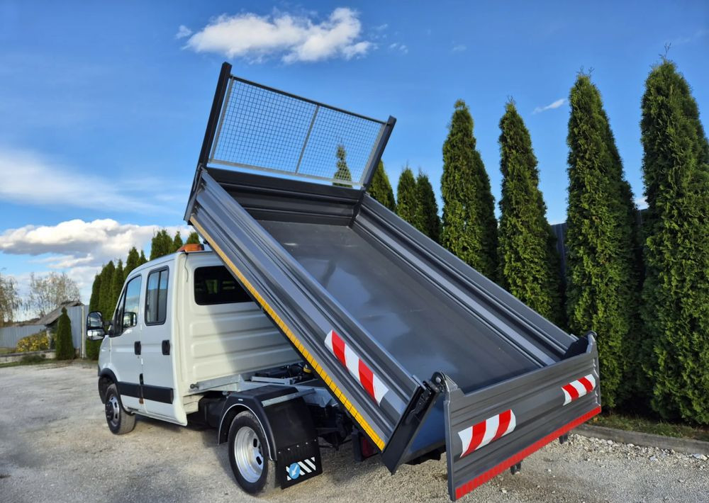 Iveco 35c17 3.0 Brygadówka - Xe ben nhỏ: hình 3 Iveco 35c17 3.0 Brygadówka - Xe ben nhỏ: hình 3