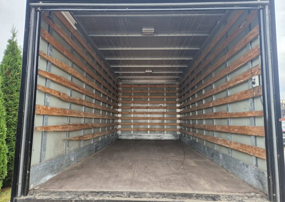 Kontener 10 palet winda 1000kg , Iveco Atleon Atego mascott ,stan idealny! - Hộp hoán đổi thân: hình 5 Kontener 10 palet winda 1000kg , Iveco Atleon Atego mascott ,stan idealny! - Hộp hoán đổi thân: hình 5