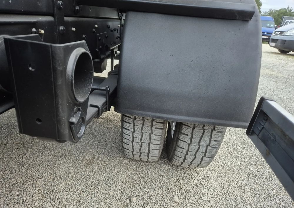 Xe ben nhỏ Mitsubishi CANTER 3.0 3c13: hình 16 Xe ben nhỏ Mitsubishi CANTER 3.0 3c13: hình 16