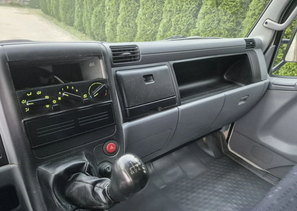 Xe ben nhỏ Mitsubishi CANTER 3.0 3c13: hình 7 Xe ben nhỏ Mitsubishi CANTER 3.0 3c13: hình 7