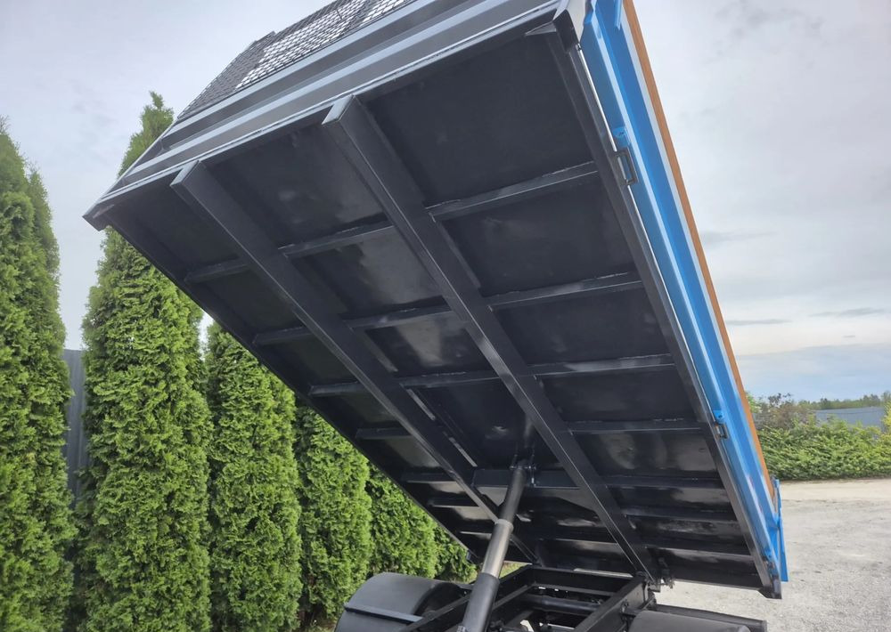 Xe ben nhỏ Mitsubishi CANTER 3.0 3c13: hình 20 Xe ben nhỏ Mitsubishi CANTER 3.0 3c13: hình 20