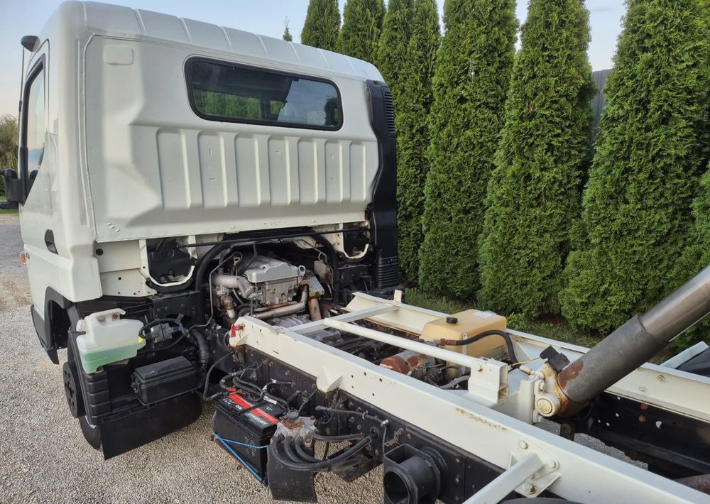 Mitsubishi Canter 3.0 - Xe ben nhỏ: hình 4 Mitsubishi Canter 3.0 - Xe ben nhỏ: hình 4