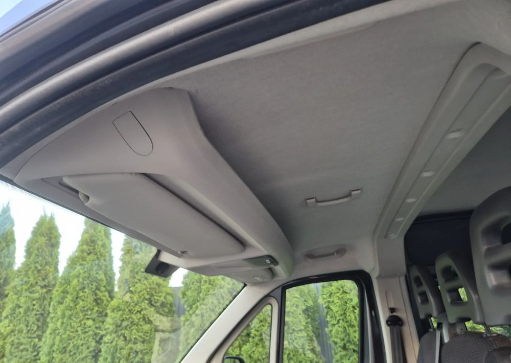 Xe van chở hàng, Xe tải van Peugeot Boxer 2.2 130KM Dubel kabina: hình 10