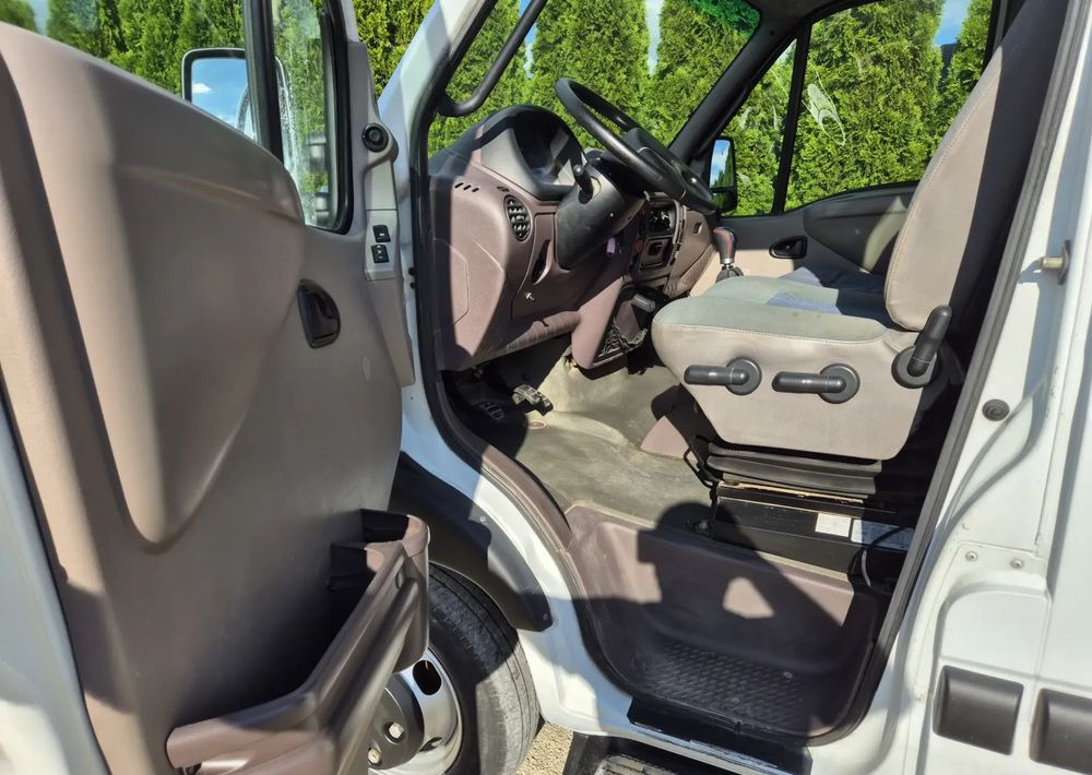 Renault Mascott Silnik Iveco 2.8 130KM - Xe ben nhỏ: hình 5 Renault Mascott Silnik Iveco 2.8 130KM - Xe ben nhỏ: hình 5