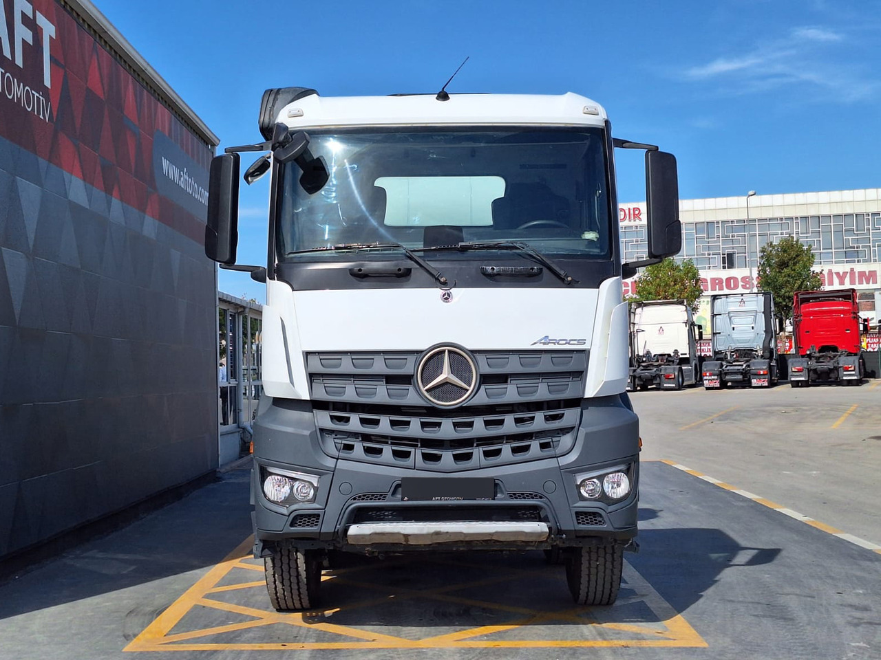 MERCEDES-BENZ AROCS 4142 - Máy trộn bê tông: hình 2 MERCEDES-BENZ AROCS 4142 - Máy trộn bê tông: hình 2