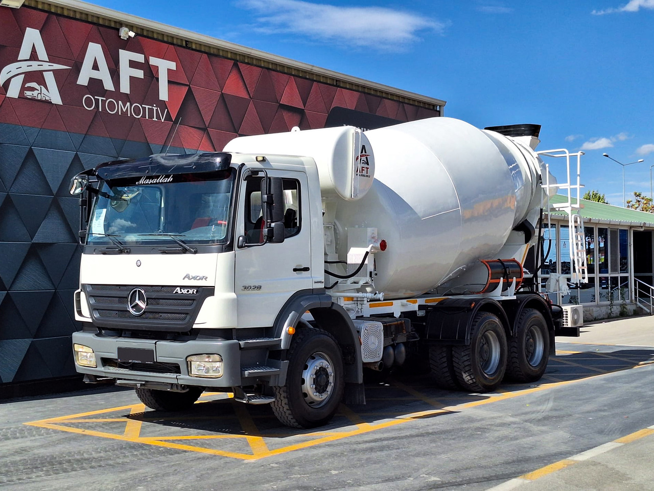 MERCEDES-BENZ AXOR 3028 - Xe trộn bê tông: hình 1 MERCEDES-BENZ AXOR 3028 - Xe trộn bê tông: hình 1