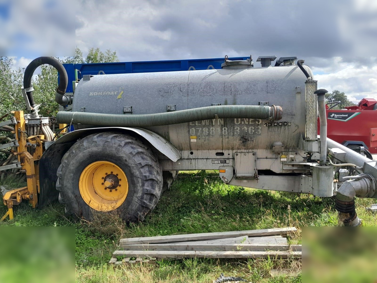 2006 JOSKIN KOMFORT 2 10000S - Máy rải phân dạng lỏng: hình 1 2006 JOSKIN KOMFORT 2 10000S - Máy rải phân dạng lỏng: hình 1