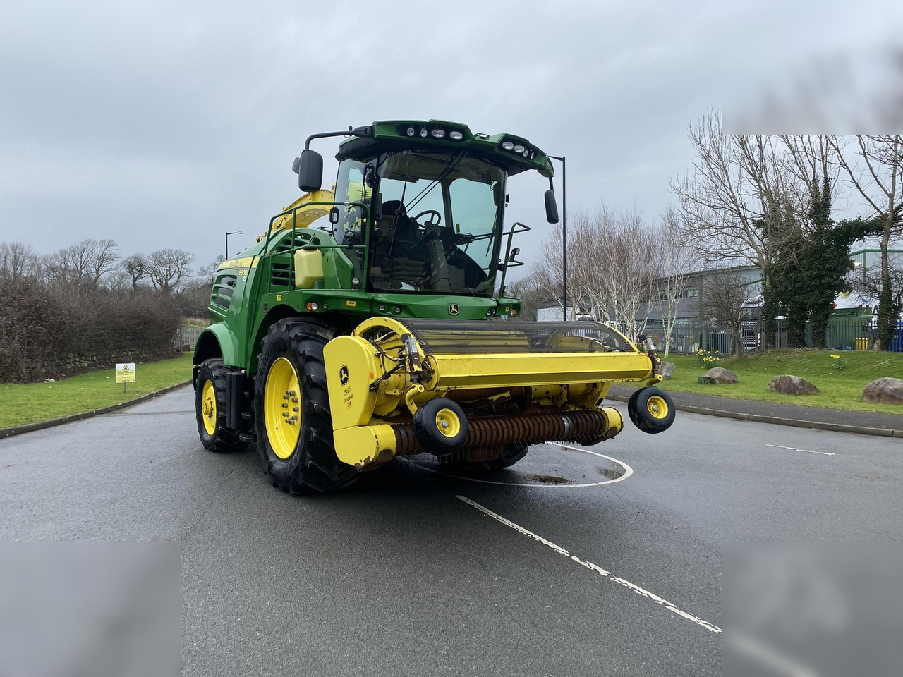 2020 JOHN DEERE 8600 - Máy gặt đập thức ăn gia súc: hình 3 2020 JOHN DEERE 8600 - Máy gặt đập thức ăn gia súc: hình 3