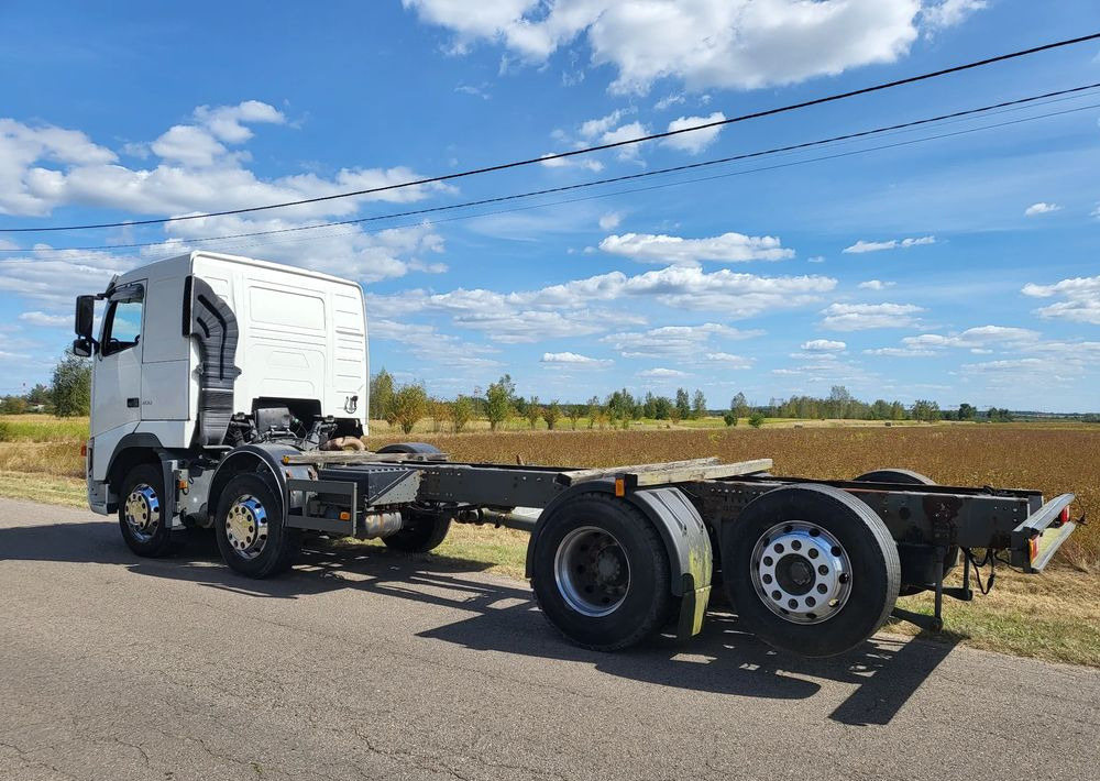 Volvo FH 500 8x2 - Xe tải khung gầm: hình 5 Volvo FH 500 8x2 - Xe tải khung gầm: hình 5