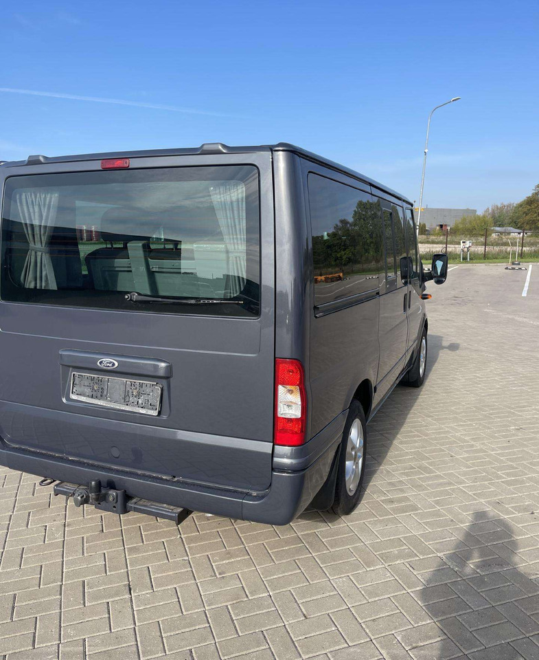 Ford Transit - Xe bus mini, Xe van chở khách: hình 4 Ford Transit - Xe bus mini, Xe van chở khách: hình 4