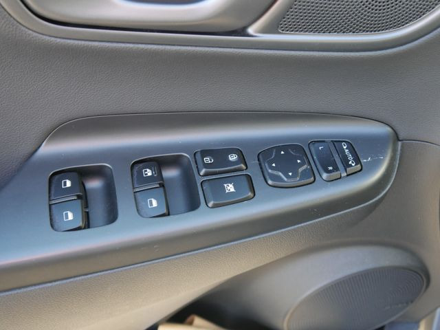 SUV Hyundai Kona Iron Man Edition 4WD Marvel: hình 17 SUV Hyundai Kona Iron Man Edition 4WD Marvel: hình 17