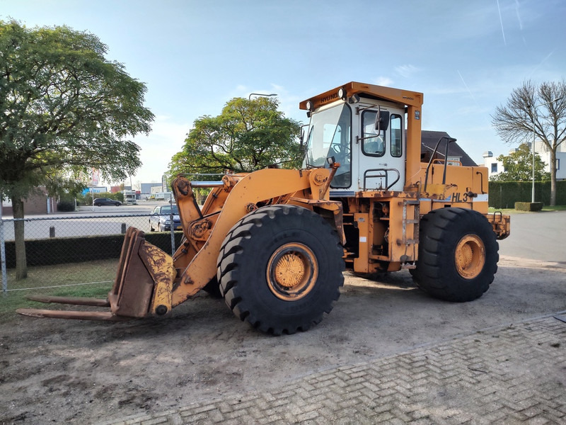 Hyundai HL35 - Máy xúc lật bánh lốp: hình 1 Hyundai HL35 - Máy xúc lật bánh lốp: hình 1