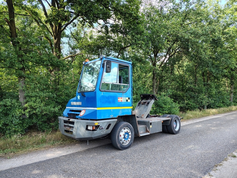 Terberg Yt180 - Máy cày trạm: hình 1 Terberg Yt180 - Máy cày trạm: hình 1