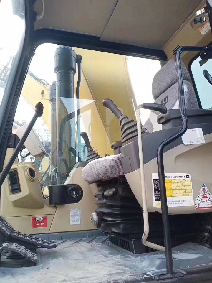 CATERPILLAR 325C used excavator low price for sale - Máy xúc bánh xích: hình 2 CATERPILLAR 325C used excavator low price for sale - Máy xúc bánh xích: hình 2