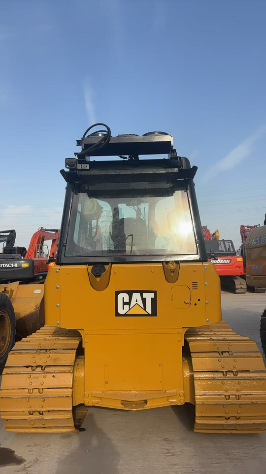 CATERPILLAR D5k diesel compact precision fuel-efficient cater bulldozer - Máy ủi: hình 4 CATERPILLAR D5k diesel compact precision fuel-efficient cater bulldozer - Máy ủi: hình 4
